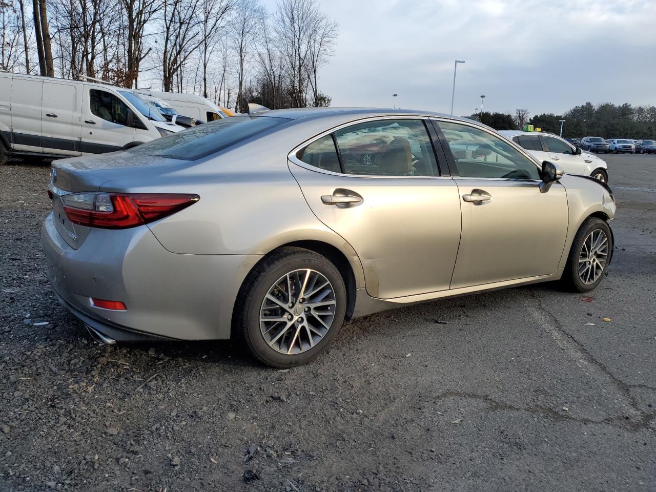 2016 Lexus ES VIN JTHBK1GG6G2225273 Copart auction photo, front end / minor dent/scratches damage thumbnail 3