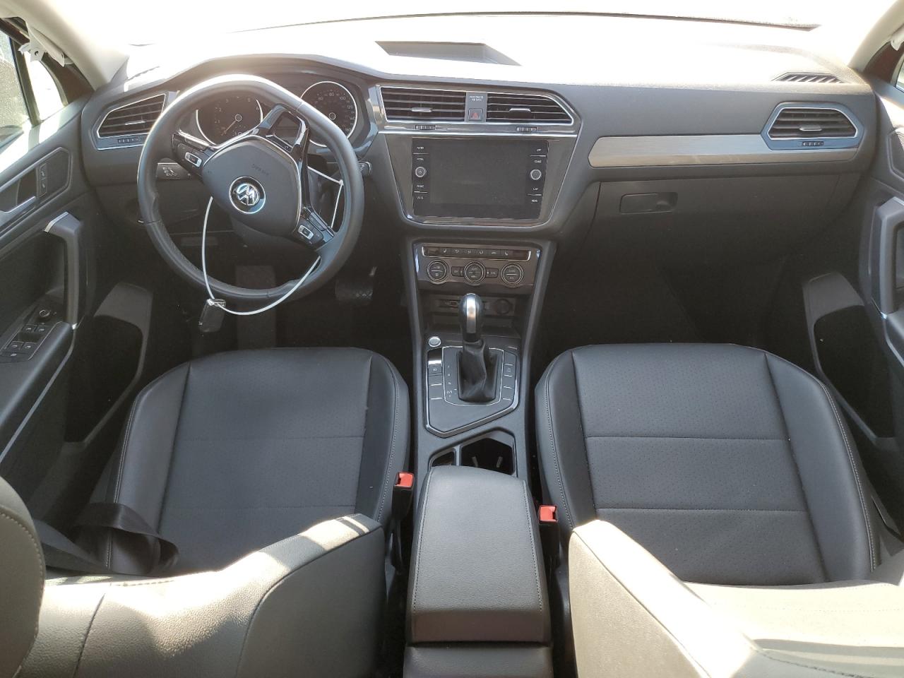 2020 Volkswagen Tiguan VIN 3VV3B7AX4LM096570 Copart auction photo, front end / rear end damage thumbnail 8