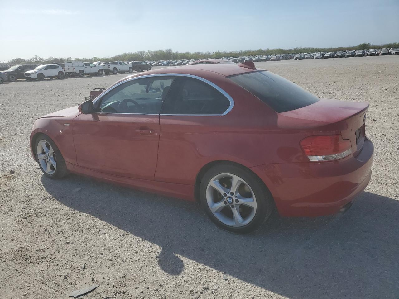 2011 BMW 1er VIN WBAUP7C54BVK78853 Copart auction photo, front end / minor dent/scratches damage thumbnail 2