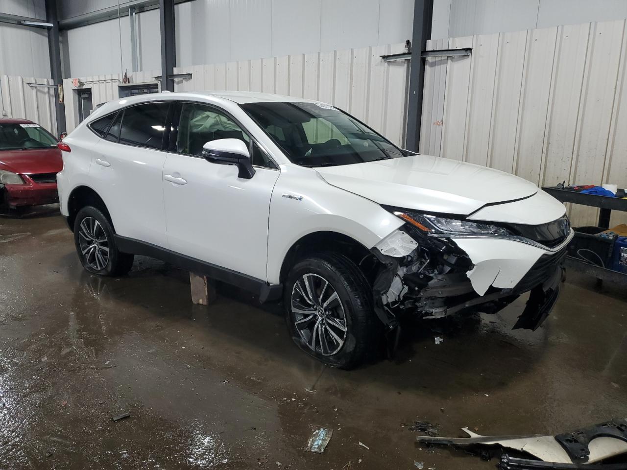 2021 Toyota Venza VIN JTEAAAAH2MJ036778 Copart auction photo, front end damage thumbnail 4