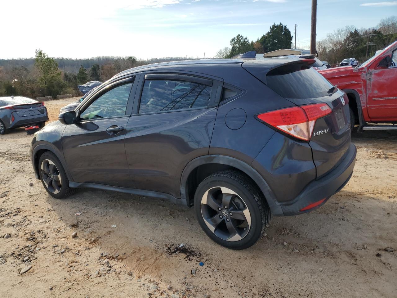 2018 Honda HR-V VIN 3CZRU5H77JM703310 Copart auction photo, front end / side damage thumbnail 2