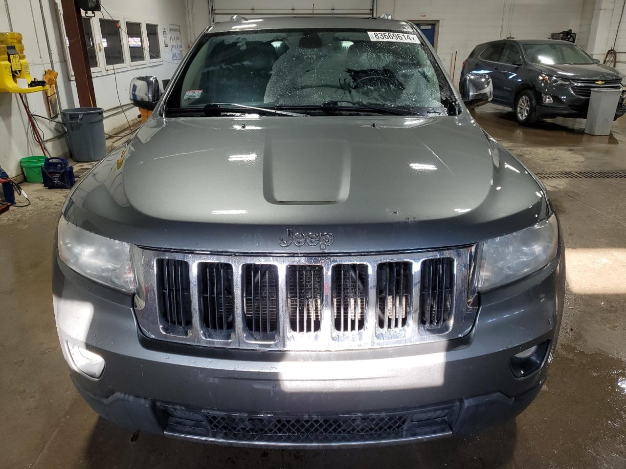 2011 Jeep Grand Cherokee VIN 1J4RR5GT1BC551768 Copart auction photo, mechanical / side damage thumbnail 5