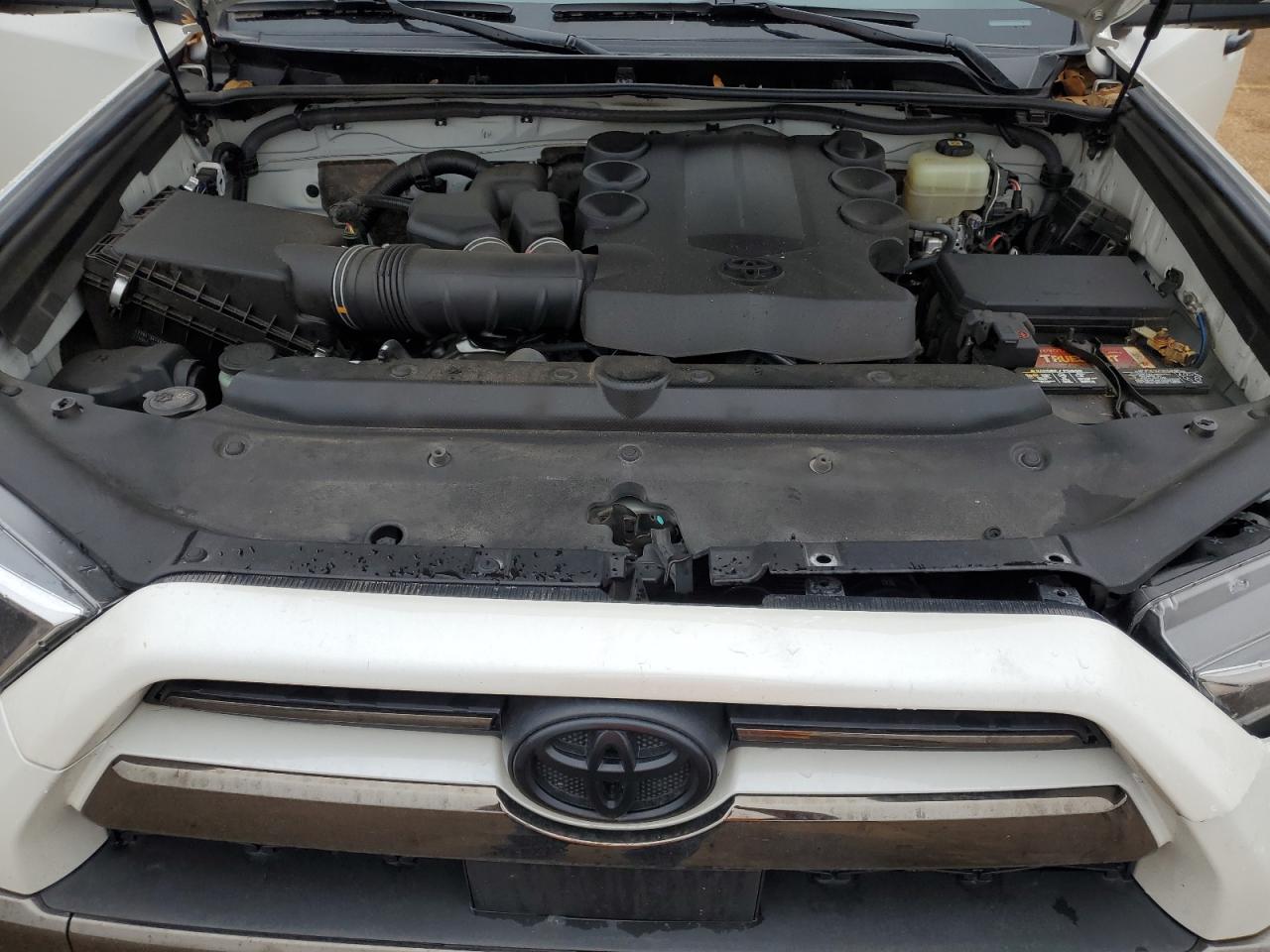 2021 Toyota 4Runner VIN JTEJU5JR1M5873358 Copart auction photo, front end damage thumbnail 12