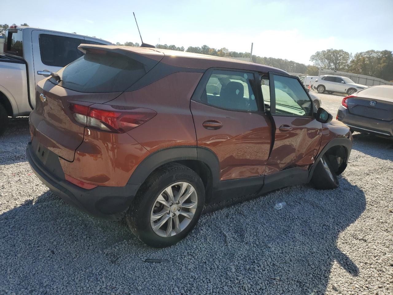 2021 Chevrolet TrailBlazer VIN KL79MMS29MB149595 Copart auction photo, side / undercarriage damage thumbnail 3