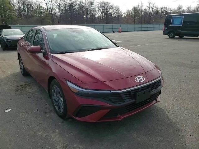 2024 Hyundai Elantra VIN KMHLM4DG5RU689969 Copart auction photo, rear end / minor dent/scratches damage thumbnail 11