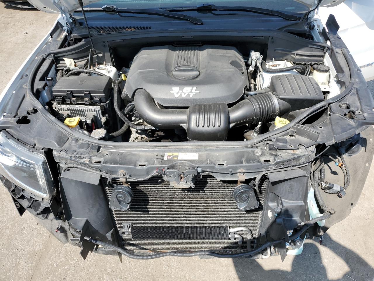 2014 Jeep Grand Cherokee VIN 1C4RJFBG2EC121152 Copart auction photo, front end / minor dent/scratches damage thumbnail 12