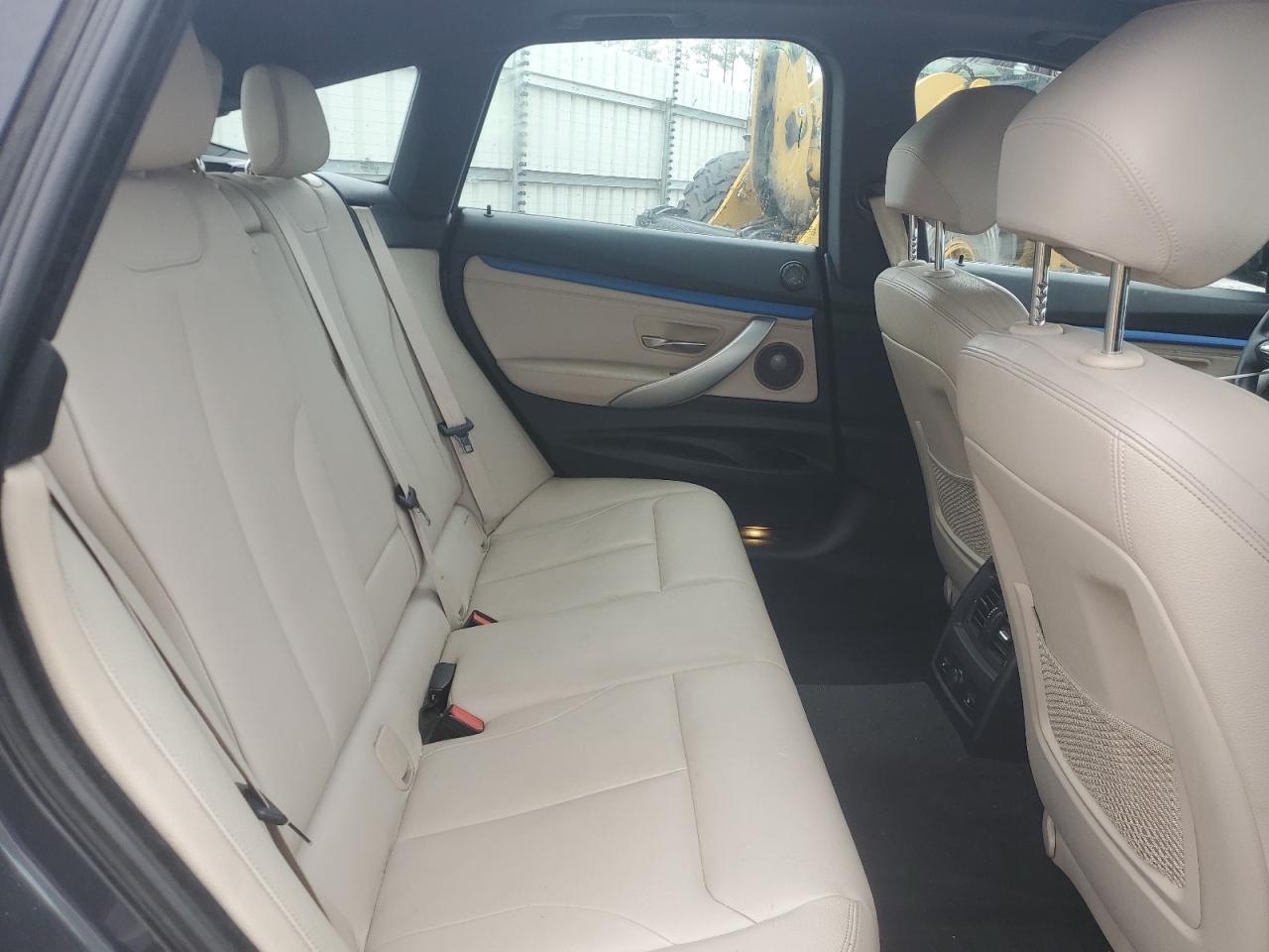 2015 BMW 3er VIN WBA8Z5C52FGS37129 Copart auction photo, top/roof damage thumbnail 10
