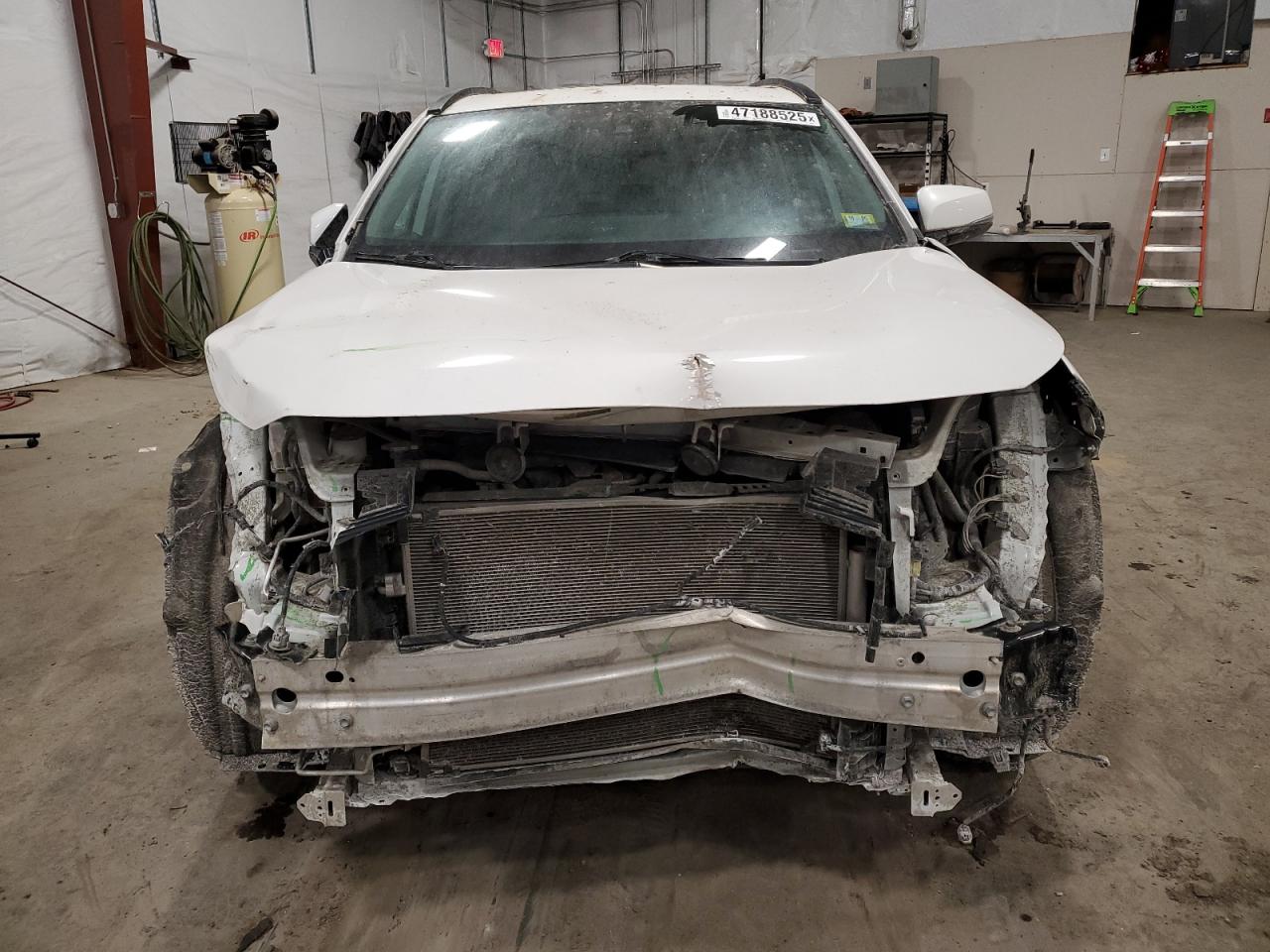 2020 Toyota RAV 4 VIN 2T3P1RFV3LC131752 Copart auction photo, front end / all over damage thumbnail 5