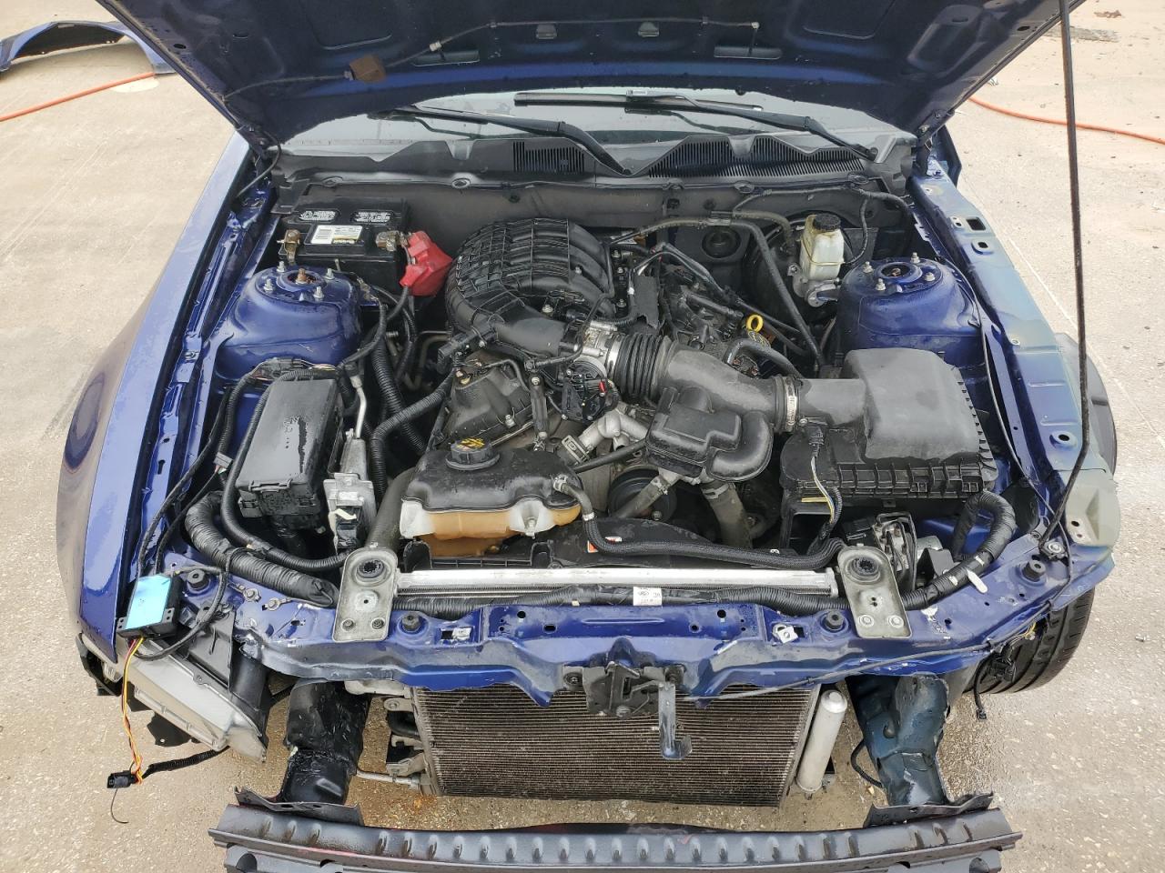 2014 Ford Mustang VIN 1ZVBP8AM5E5278050 Copart auction photo, front end / minor dent/scratches damage thumbnail 11