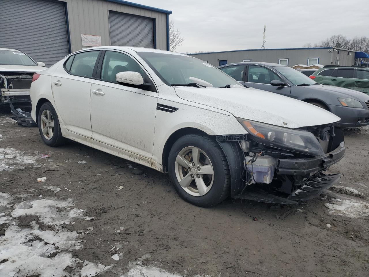 2015 KIA Optima VIN 5XXGM4A70FG353884 Copart auction photo, front end damage thumbnail 4
