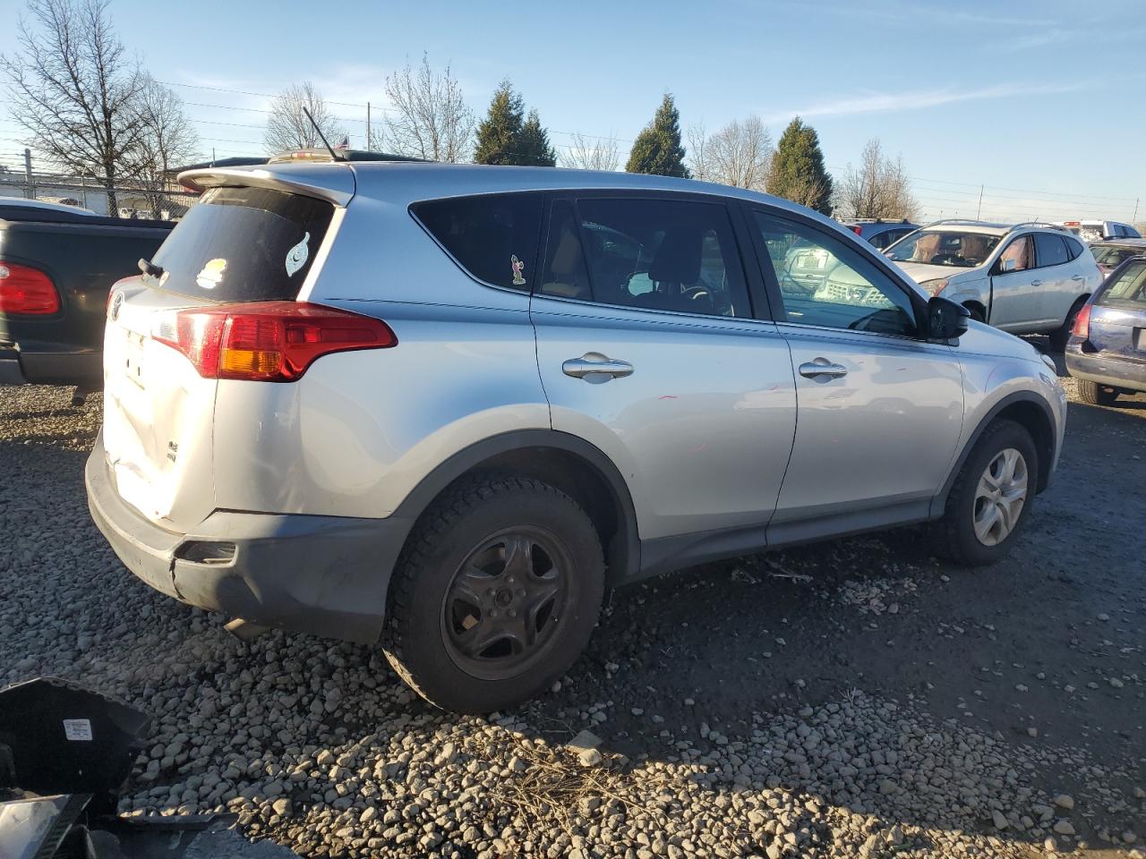 2015 Toyota RAV 4 VIN 2T3BFREV9FW317618 Copart auction photo, rear end damage thumbnail 3
