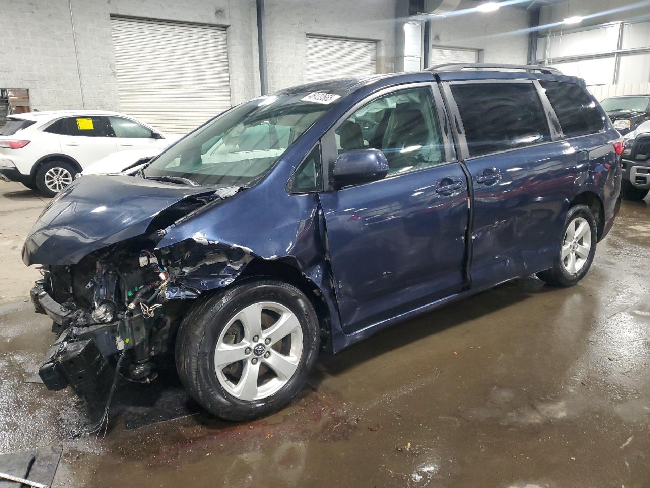 2018 Toyota Sienna VIN 5TDKZ3DC5JS903117