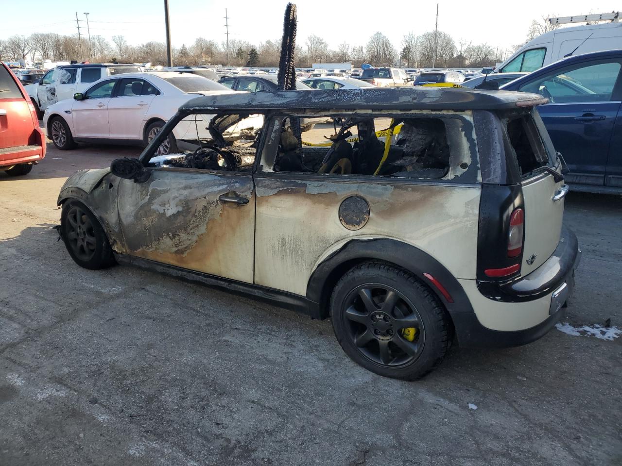 2008 MINI Cooper VIN WMWML33588TN67520 Copart auction photo, burn damage thumbnail 2