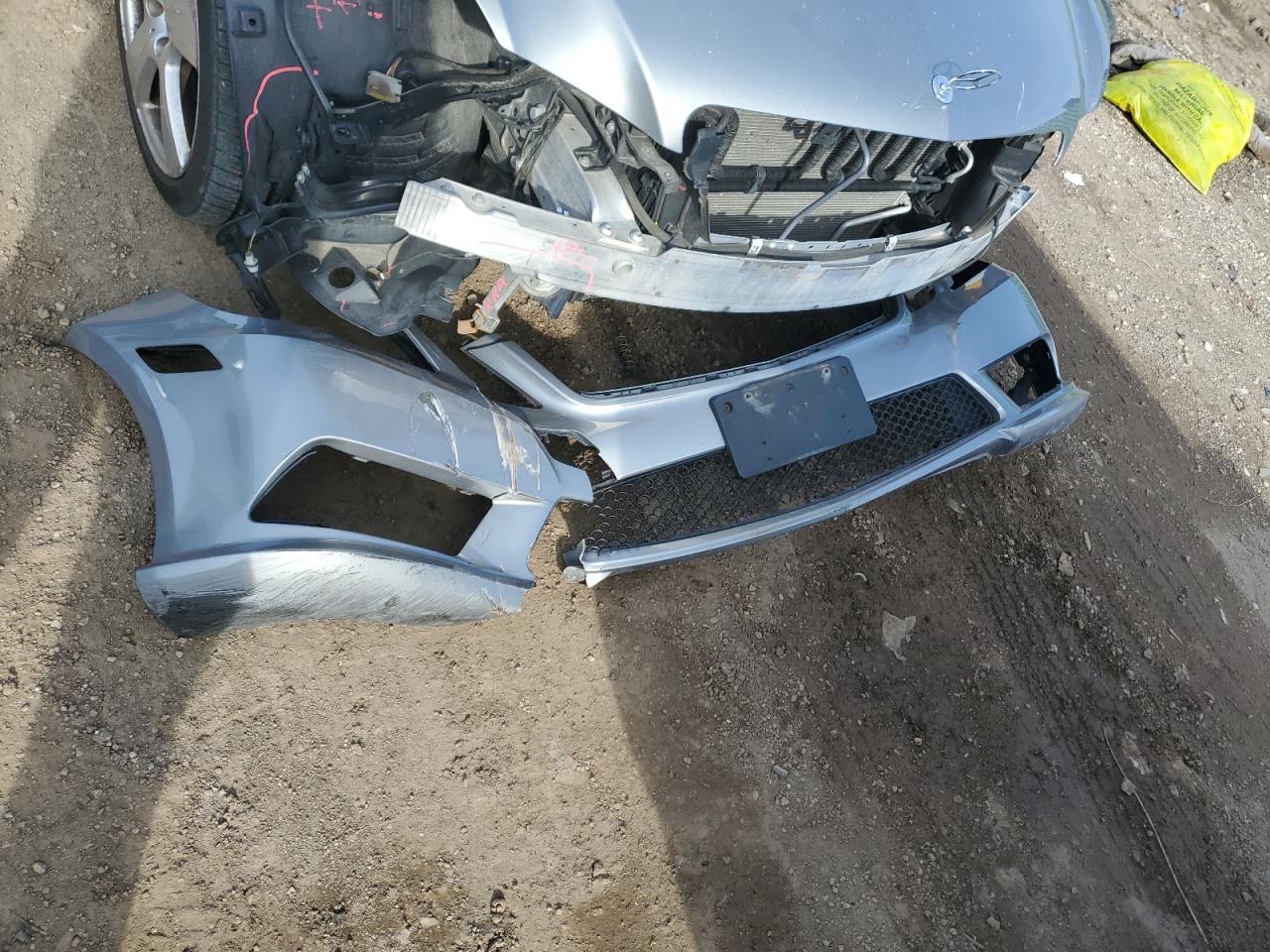 2011 Mercedes-Benz E-klasse VIN WDDHF8HB3BA365362 Copart auction photo, front end / minor dent/scratches damage thumbnail 12
