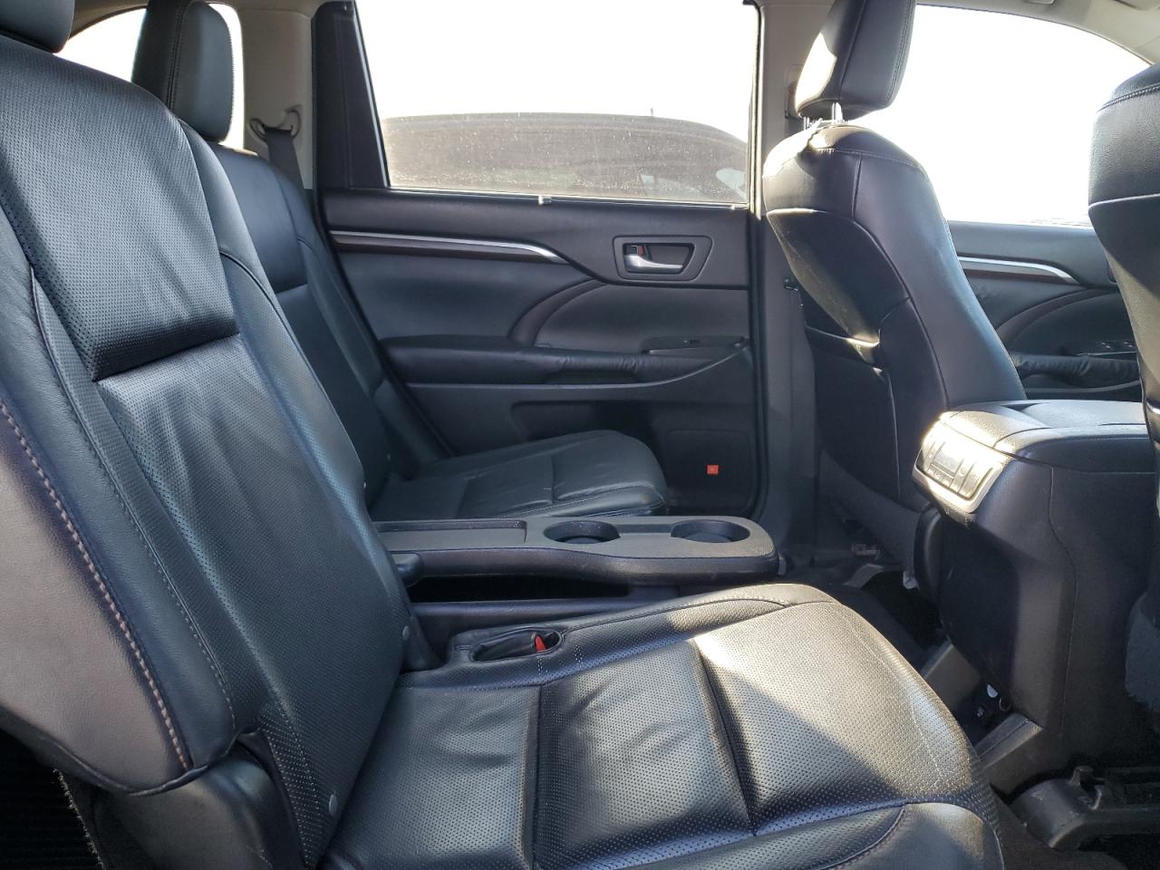 2014 Toyota Highlander VIN 5TDDKRFH7ES054655 Copart auction photo, frame damage / front end damage thumbnail 11