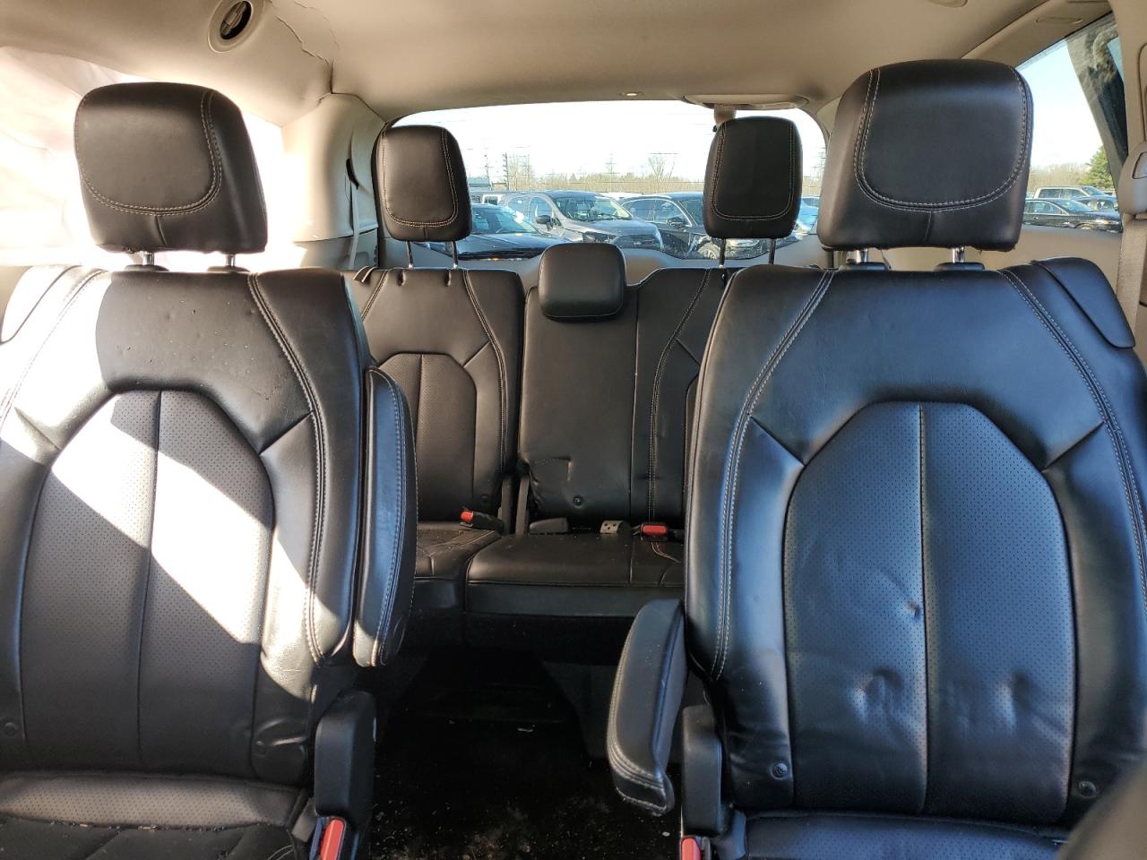2020 Chrysler Voyager VIN 2C4RC1DG4LR148433 Copart auction photo, all over damage thumbnail 10