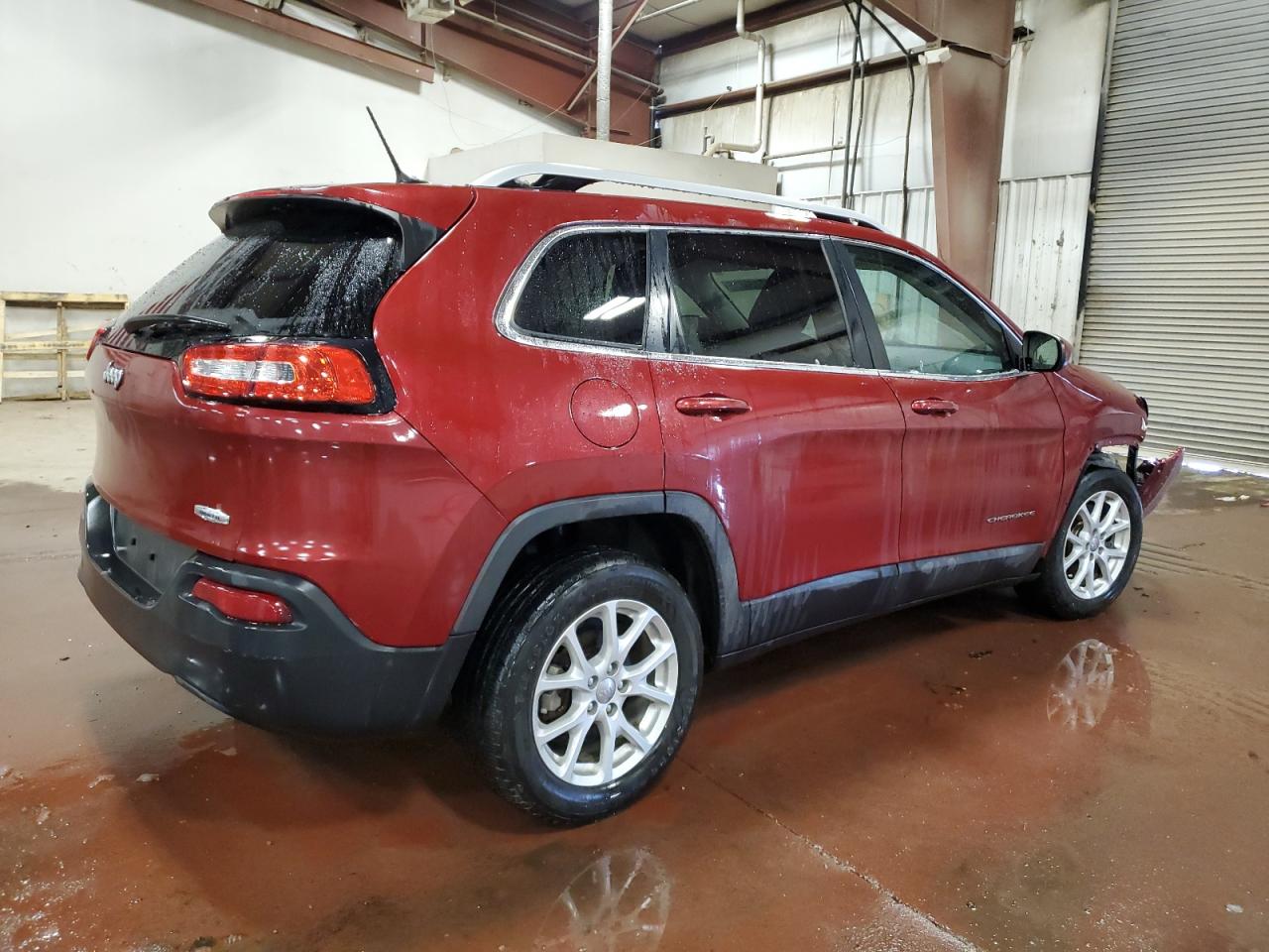 2015 Jeep Grand Cherokee VIN 1C4PJLCB2FW561087 Copart auction photo, front end / side damage thumbnail 3