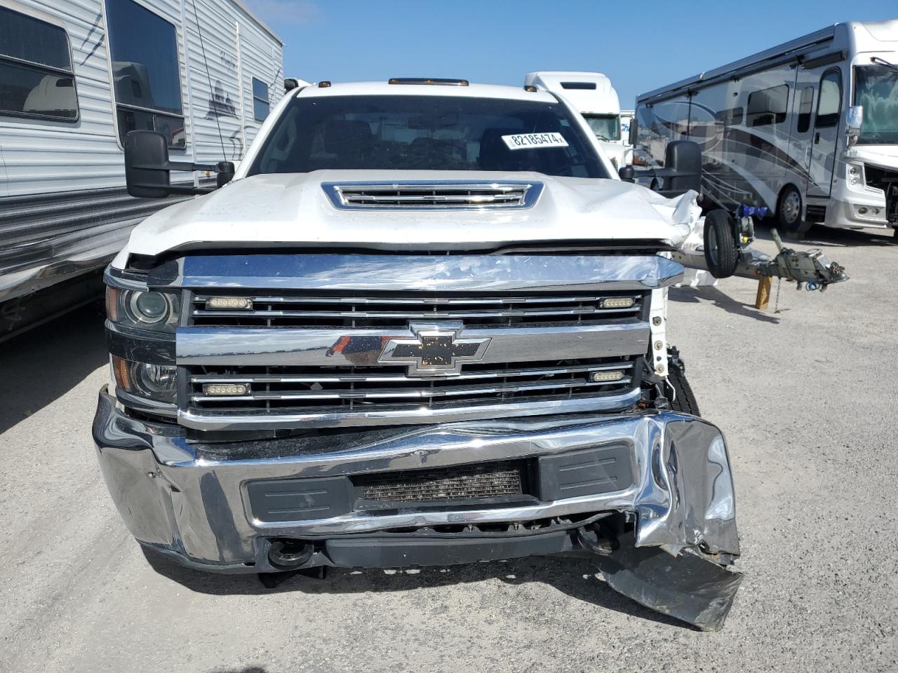 2018 Chevrolet Silverado VIN 1GB3KYCY6JF215859 Copart auction photo, front end / side damage thumbnail 5