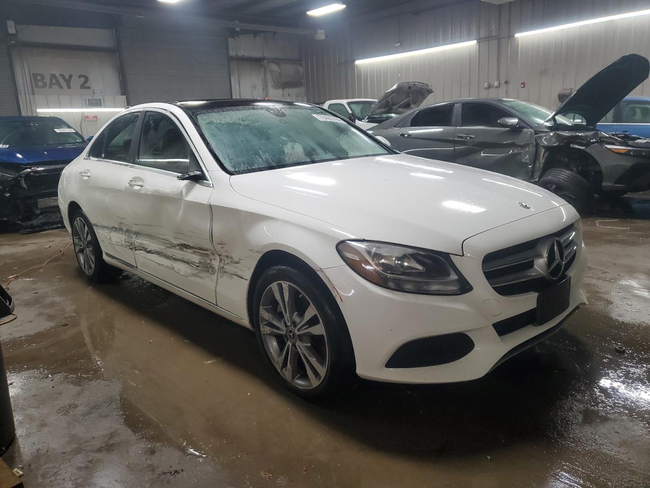 2018 Mercedes-Benz C-klasse VIN WDDWF4KB3JR406422 Copart auction photo, side / minor dent/scratches damage thumbnail 4