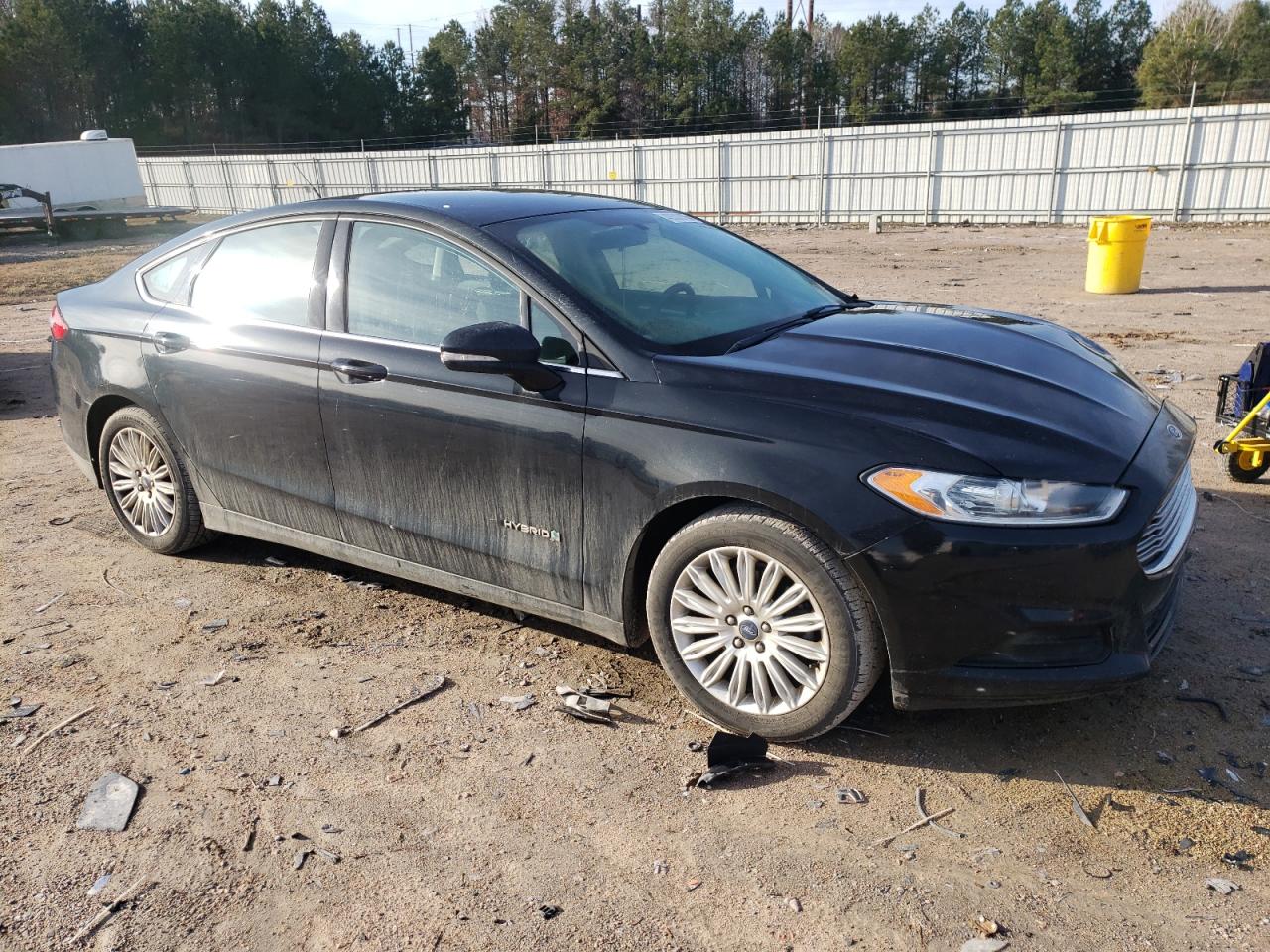 2015 Ford Fusion VIN 3FA6P0LU2FR120093 Copart auction photo, front end damage thumbnail 4
