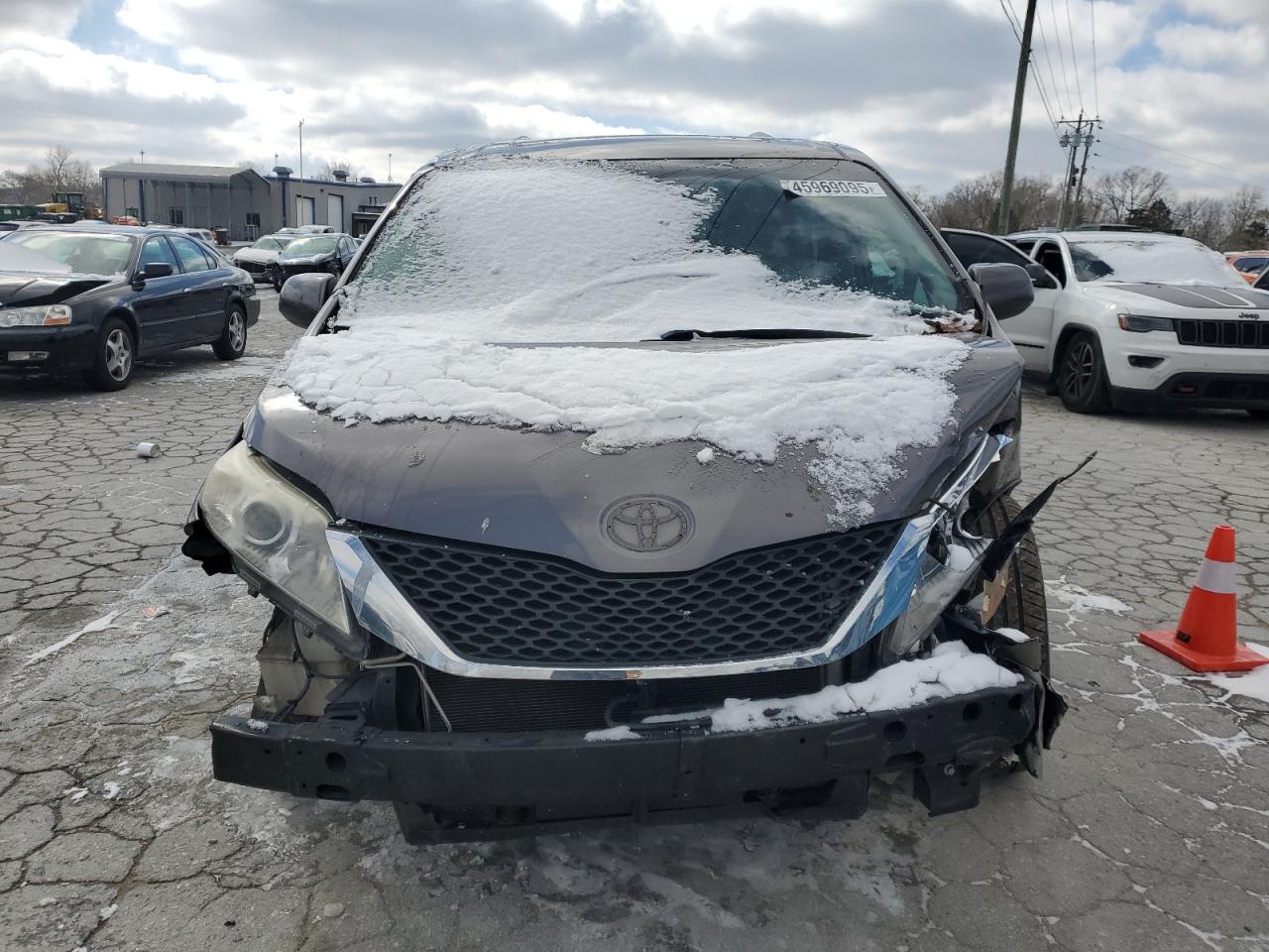 2015 Toyota Sienna VIN 5TDYK3DC1FS542250 Copart auction photo, all over damage thumbnail 5