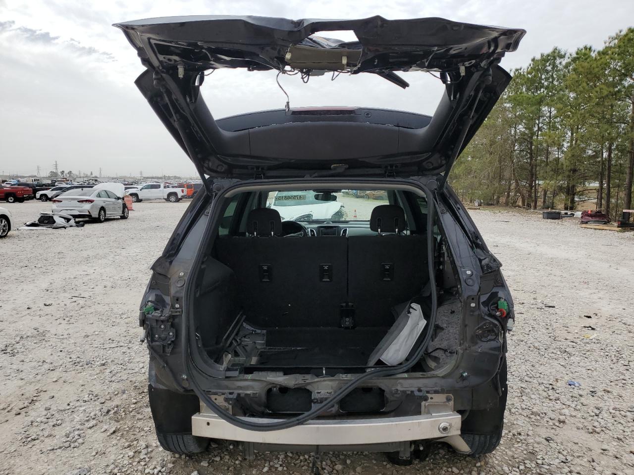 2019 Chevrolet Equinox VIN 2GNAXHEV3K6179400 Copart auction photo, rear end / minor dent/scratches damage thumbnail 6