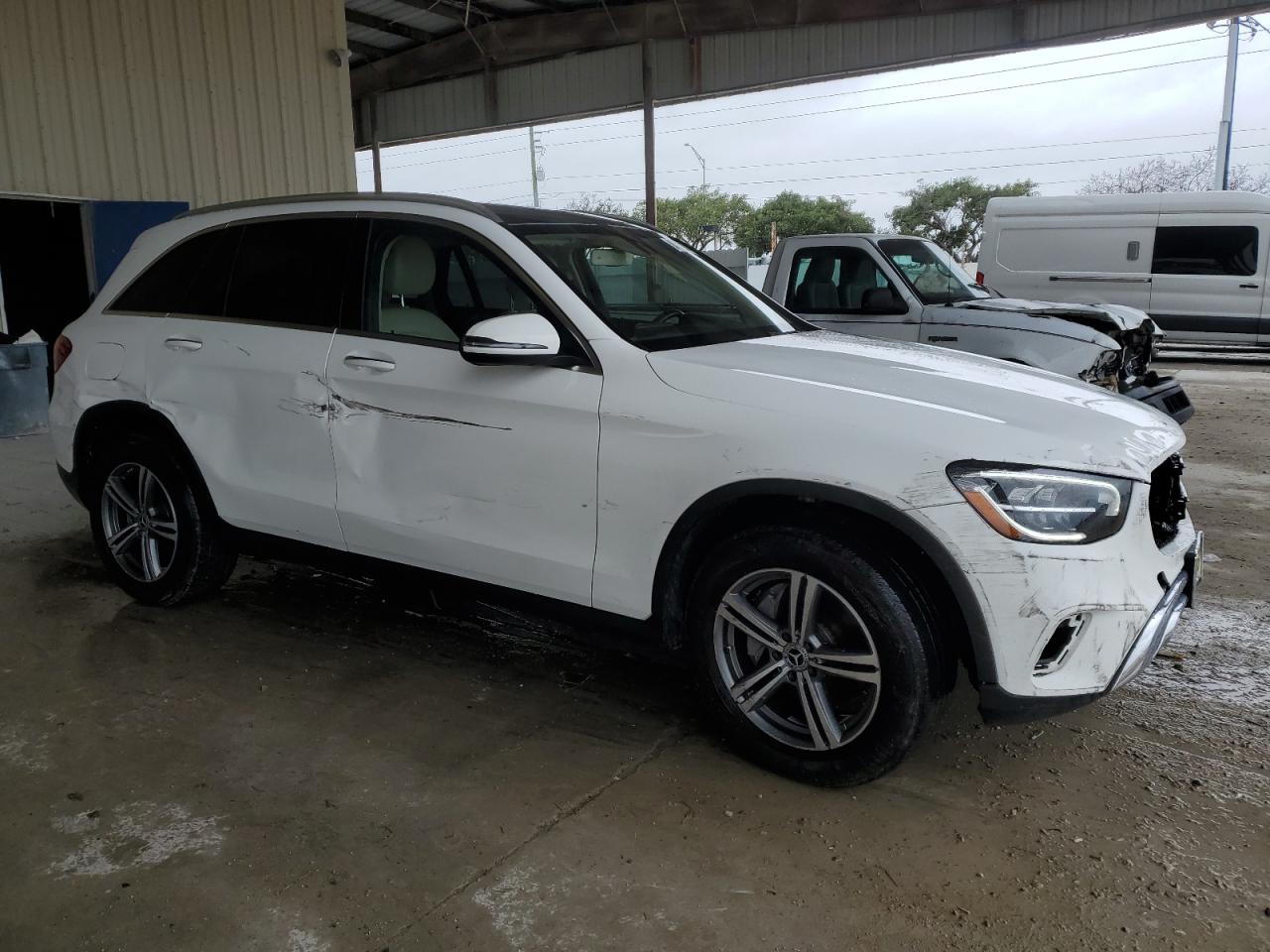 2020 Mercedes-Benz GLC VIN W1N0G8EB2LF807747 Copart auction photo, front end / side damage thumbnail 4