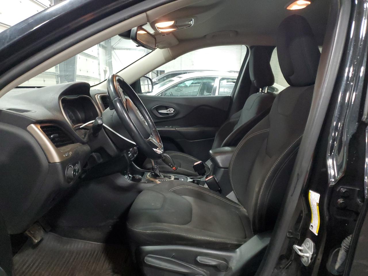 2015 Jeep Grand Cherokee VIN 1C4PJMCB9FW744430 Copart auction photo, front end damage thumbnail 7