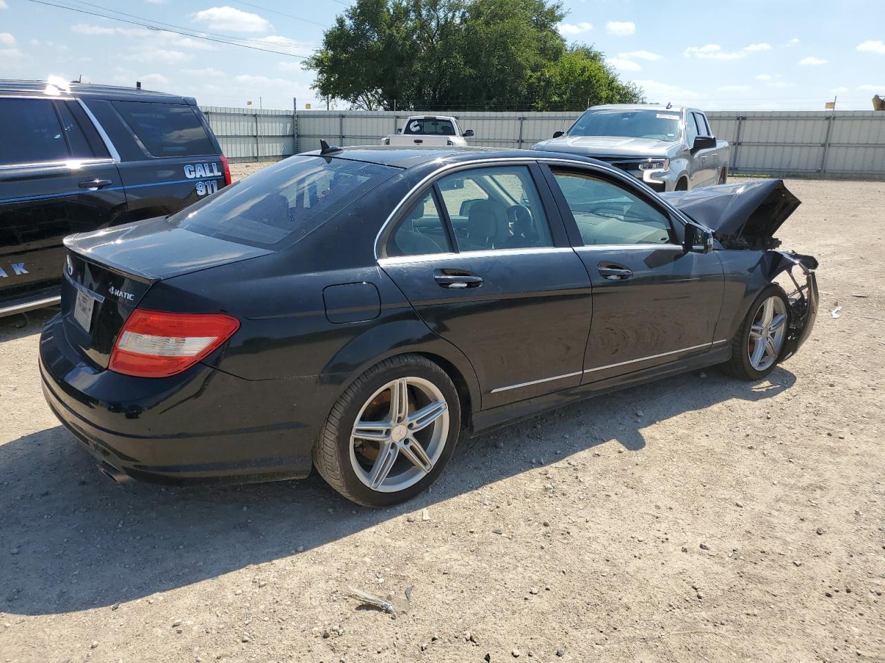 2011 Mercedes-Benz C-klasse VIN WDDGF8BB1BR151959 Copart auction photo, front end damage thumbnail 3