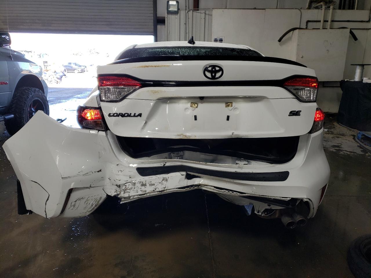 2022 Toyota Corolla VIN 5YFS4MCE3NP103695 Copart auction photo, rear end damage thumbnail 6
