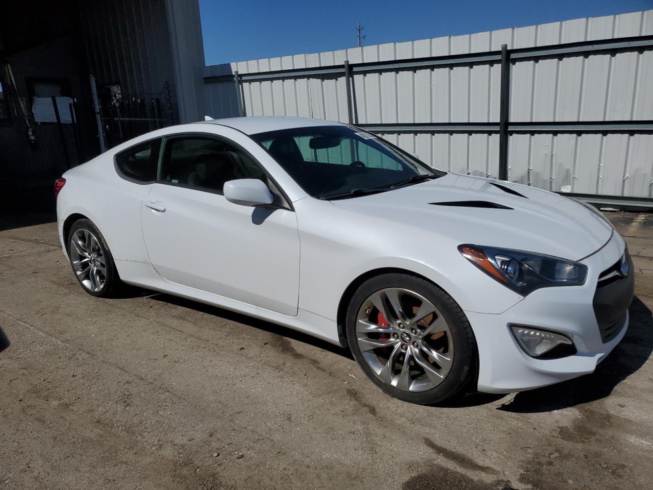 2014 Hyundai Genesis VIN KMHHT6KD8EU120444 Copart auction photo, mechanical / normal wear damage thumbnail 4