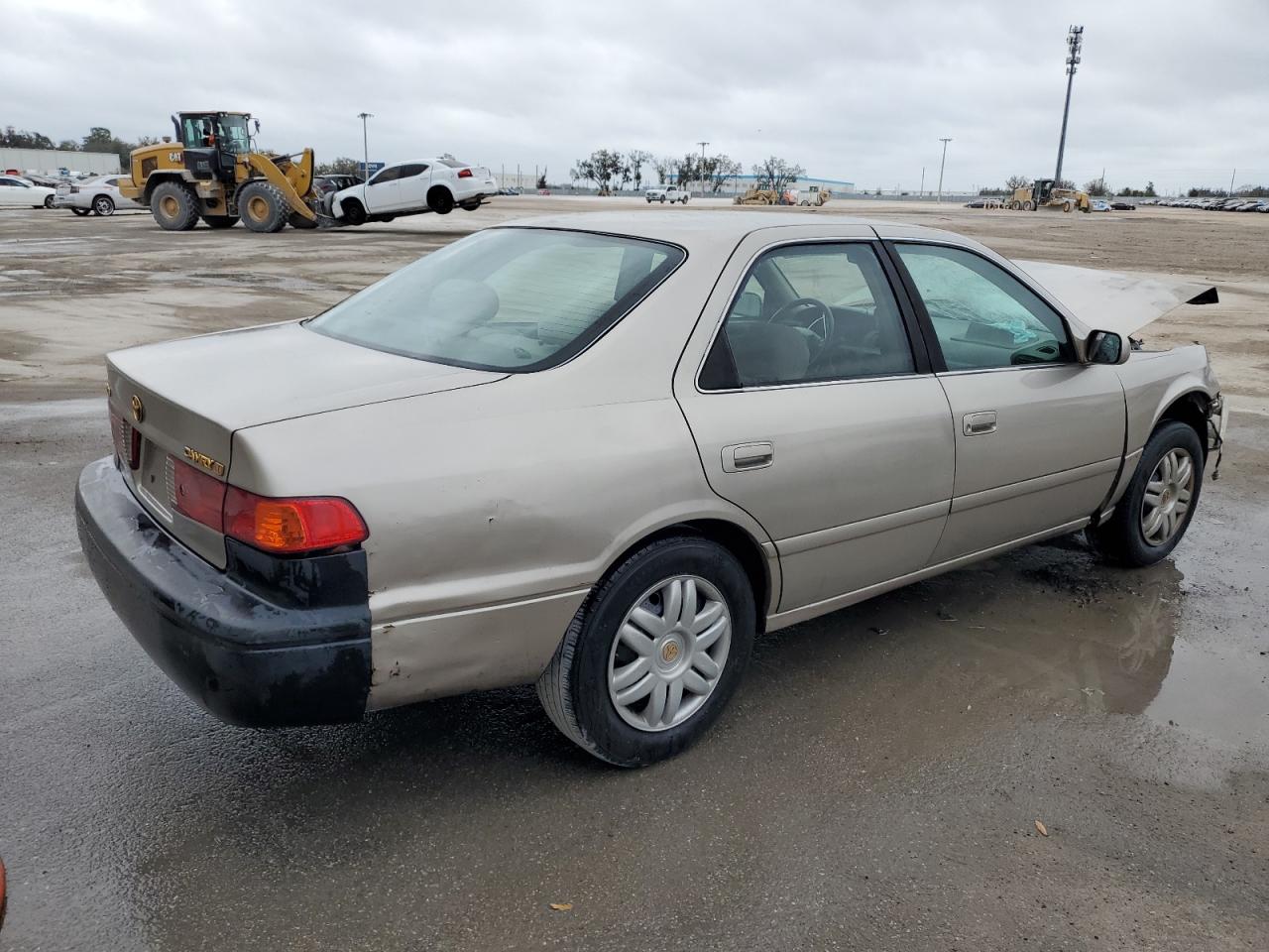 2001 Toyota Camry VIN 4T1BG22KX1U037061 Copart auction photo, front end damage thumbnail 3