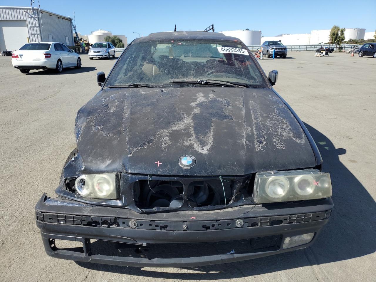 1995 BMW 3er VIN WBACB3320SFE20623 Copart auction photo, rear end / front end damage thumbnail 5