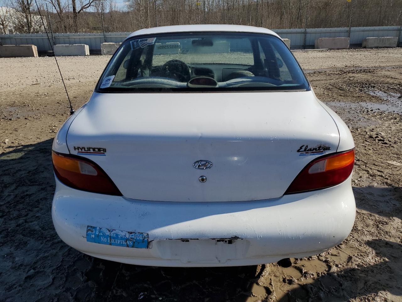 1998 Hyundai Elantra VIN KMHJF24M4WU666710 Copart auction photo, side damage thumbnail 6
