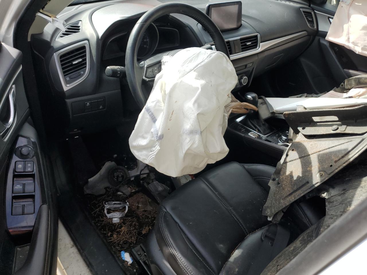 2018 Mazda 3 VIN 3MZBN1V39JM223202 Copart auction photo, all over damage thumbnail 8