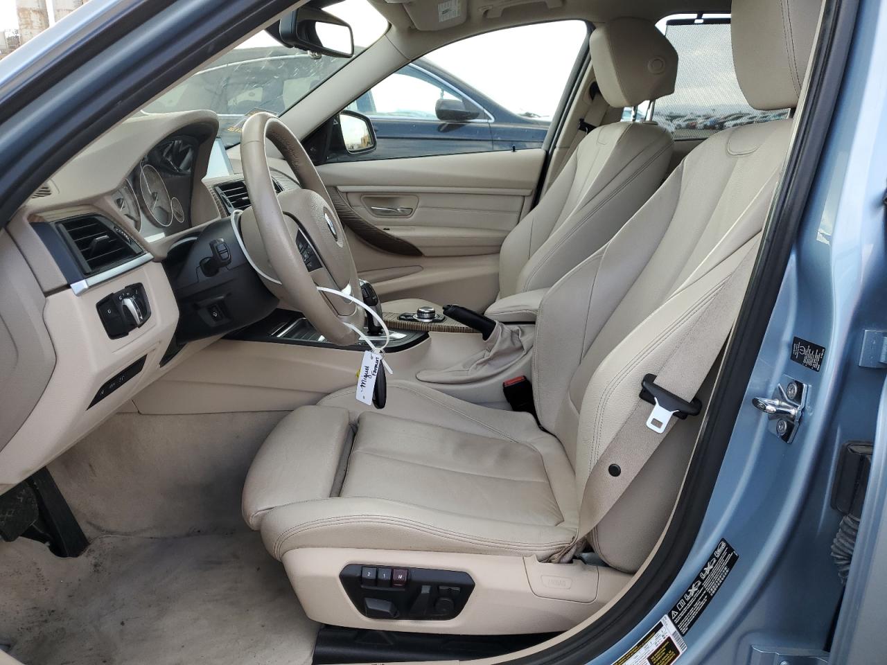 2013 BMW 1er VIN WBA3F9C59DF145044 Copart auction photo, rear end / front end damage thumbnail 7