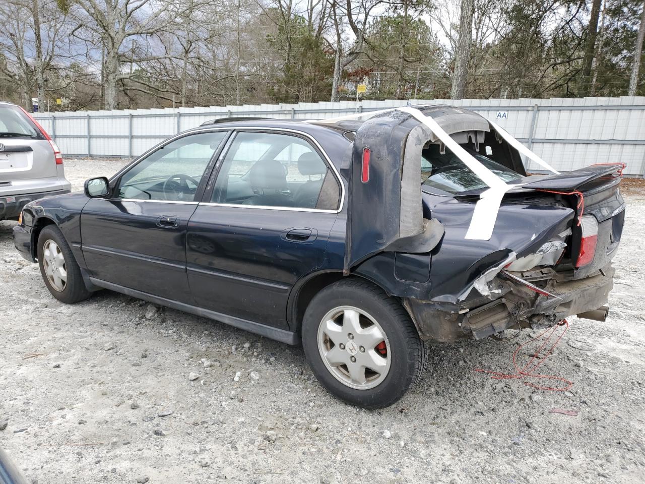 1996 Honda Accord VIN 1HGCE6671TA023583 Copart auction photo, rear end / side damage thumbnail 2