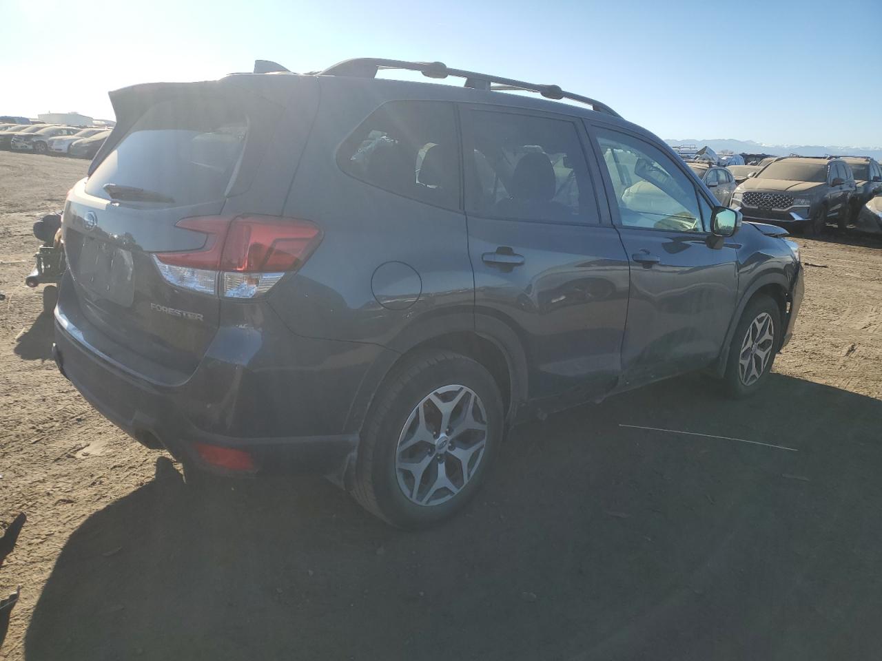 2021 Subaru Forester VIN JF2SKAJC5MH499713 Copart auction photo, front end damage thumbnail 3