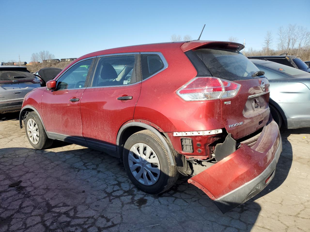 2016 Nissan Rogue VIN KNMAT2MV6GP703259 Copart auction photo, front end / rear end damage thumbnail 2