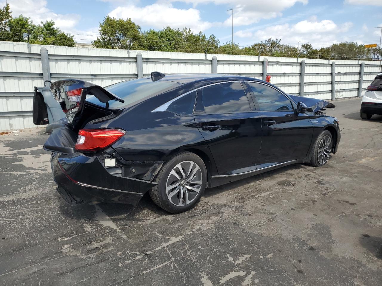 2018 Honda Accord VIN 1HGCV3F68JA001096 Copart auction photo, front end / rear end damage thumbnail 3
