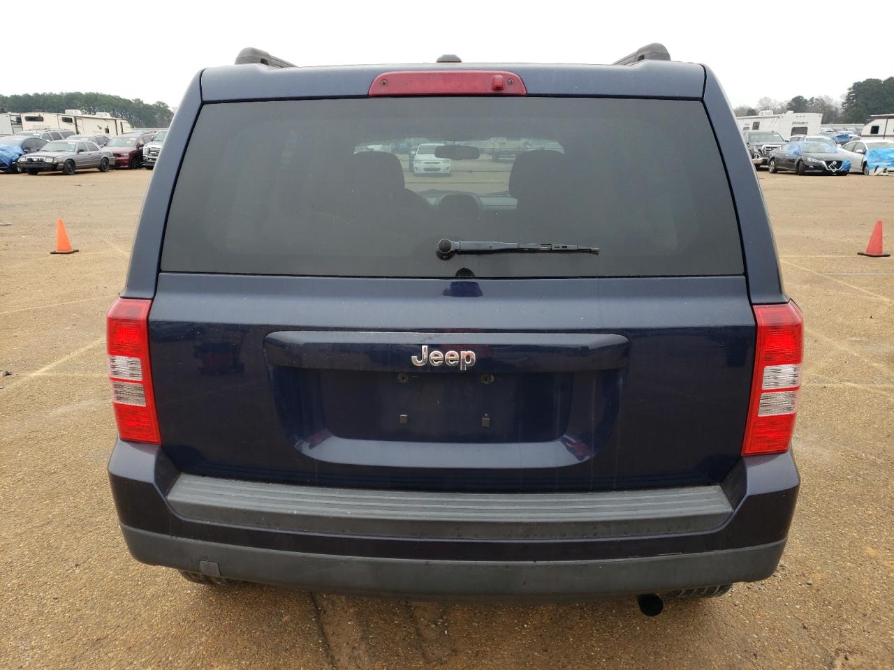 2017 Jeep Liberty (Patriot) VIN 1C4NJPBB9HD132138 Copart auction photo, mechanical damage thumbnail 6