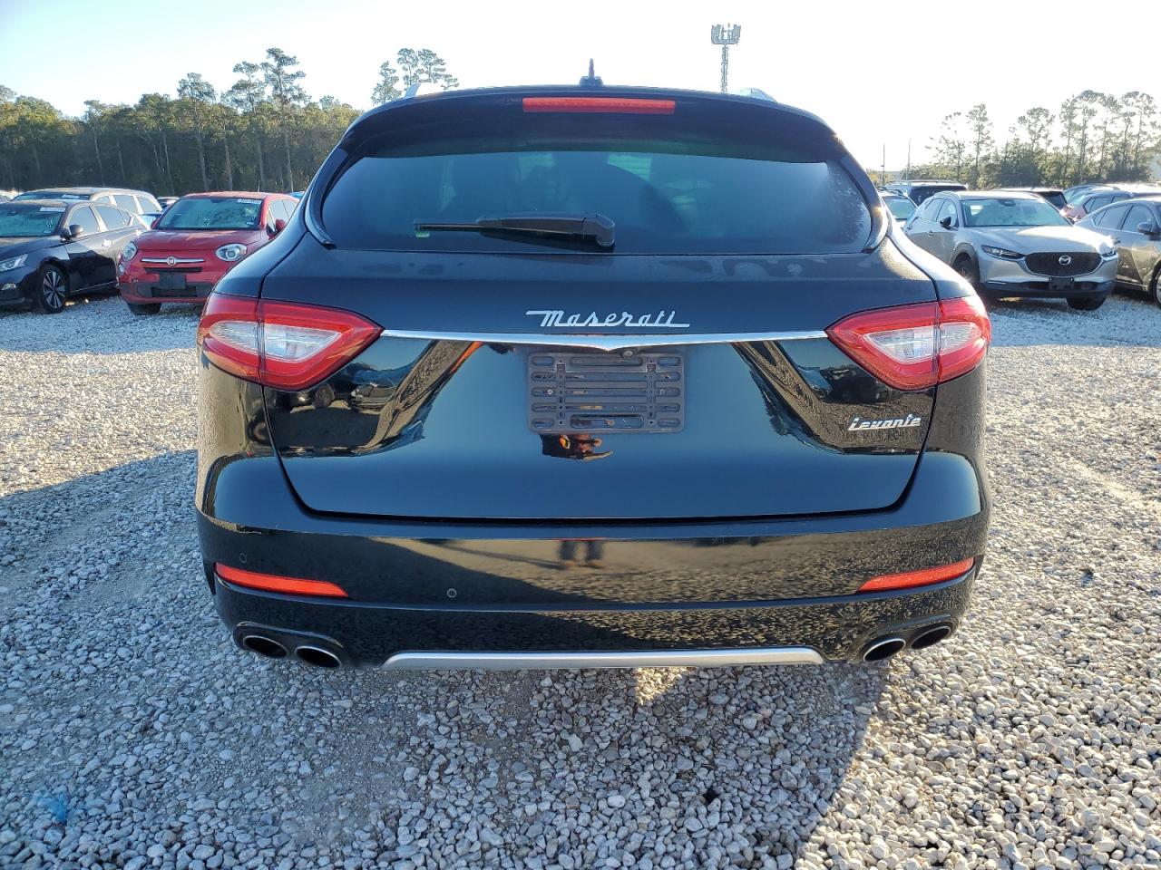 2017 Maserati Levante VIN ZN661XUL1HX210502 Copart auction photo, front end / side damage thumbnail 6