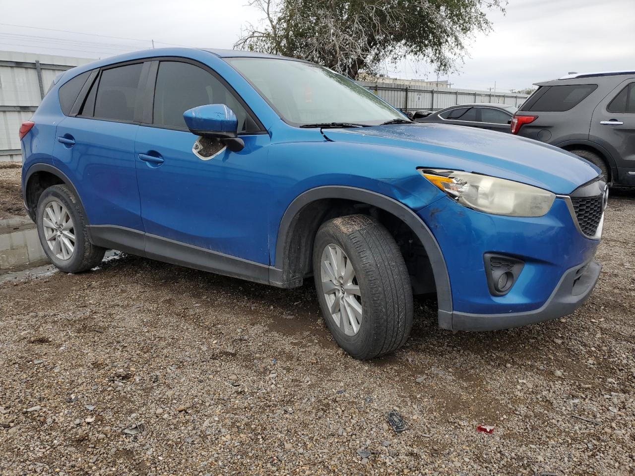 2013 Mazda CX-5 VIN JM3KE4CE4D0108207 Copart auction photo, front end damage thumbnail 4