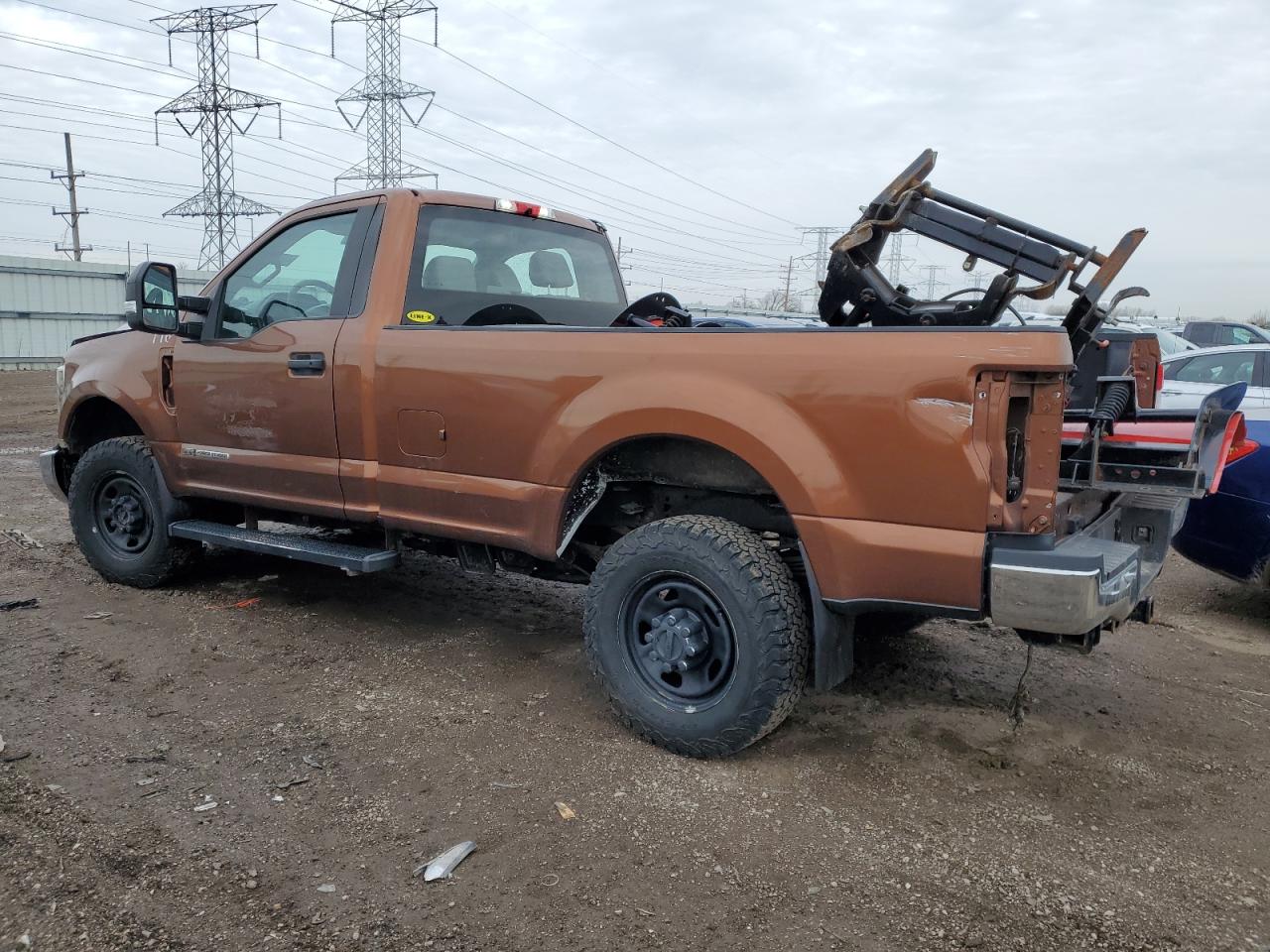 2019 Ford F350 VIN 1FTRF3BT3KEF10704 Copart auction photo, side / front end damage thumbnail 2