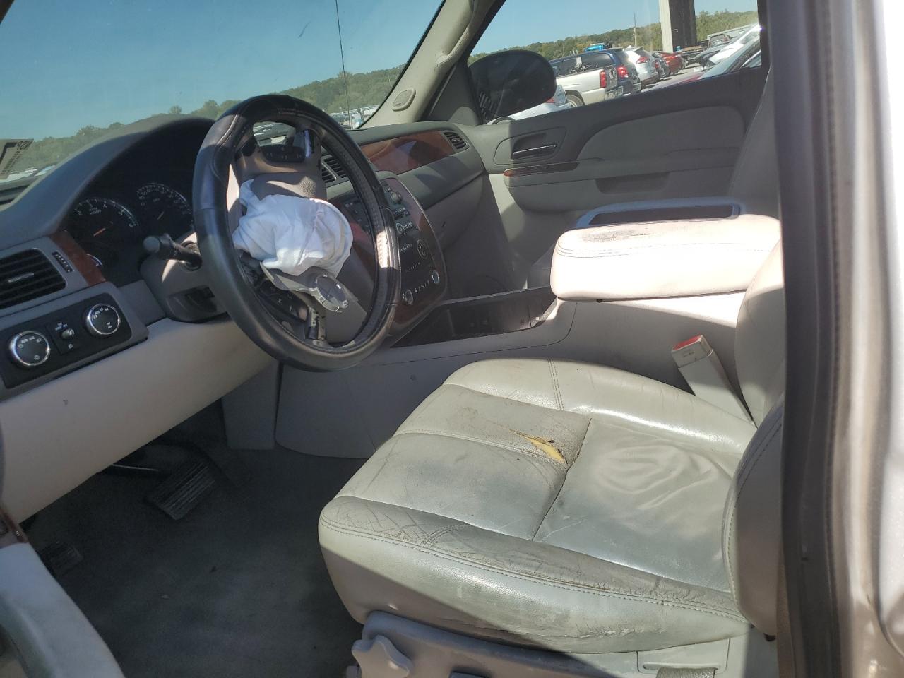 2011 Chevrolet Avalanche VIN 3GNTKFE36BG238955 Copart auction photo, front end damage thumbnail 7