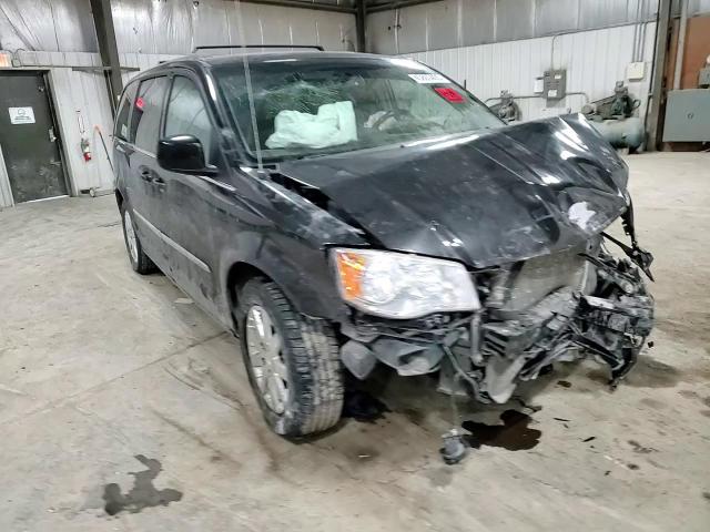2014 Chrysler Town & Country VIN 2C4RC1BG4ER449449 Copart auction photo, front end / side damage thumbnail 11