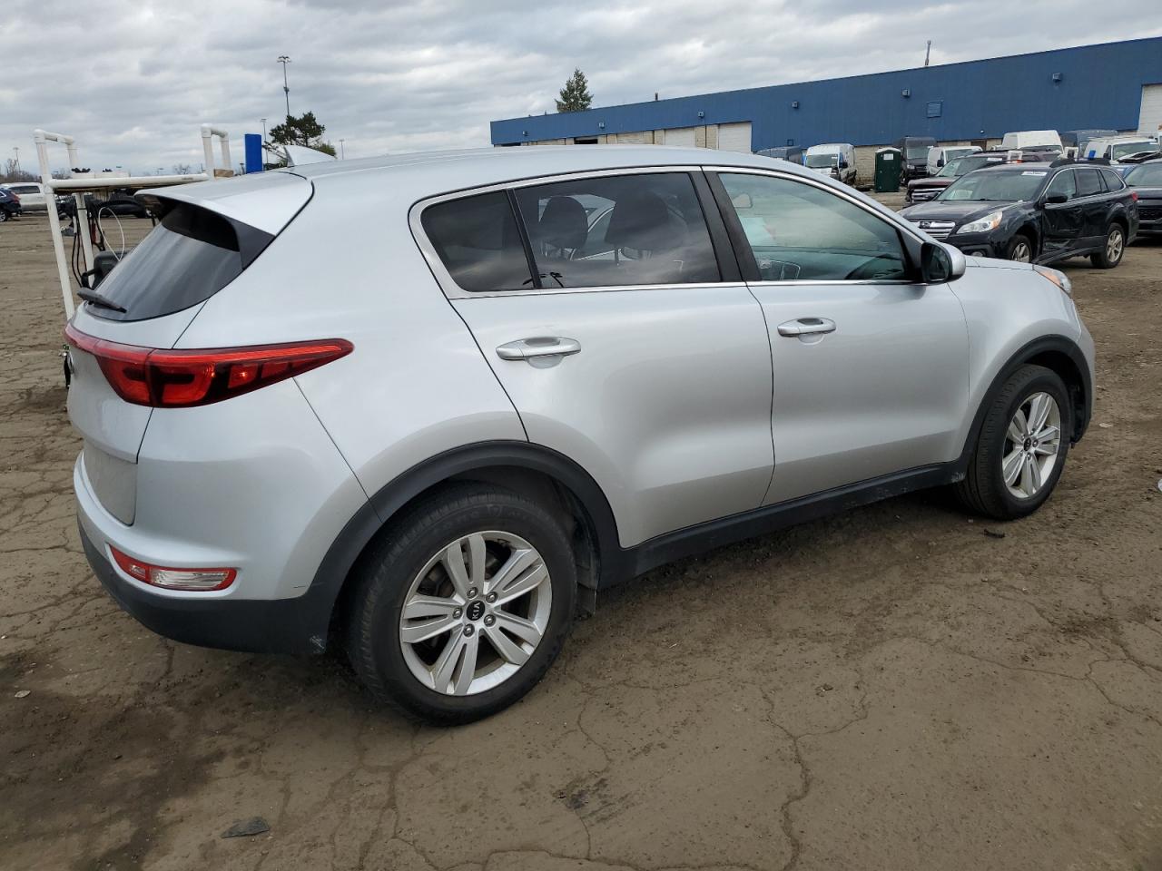 2018 KIA Sportage VIN KNDPM3AC0J7455341 Copart auction photo, rear end / side damage thumbnail 3