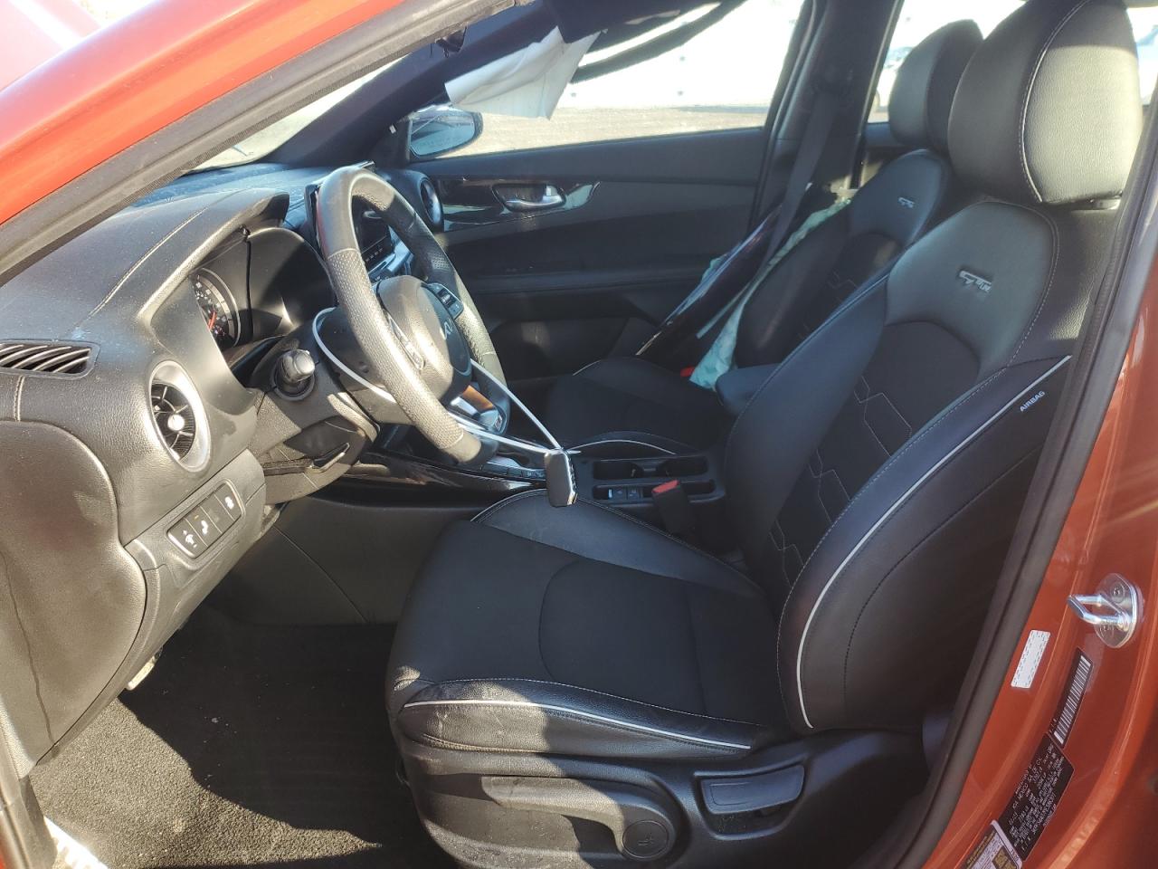 2023 KIA Forte VIN 3KPF54AD7PE586301 Copart auction photo, side / minor dent/scratches damage thumbnail 7