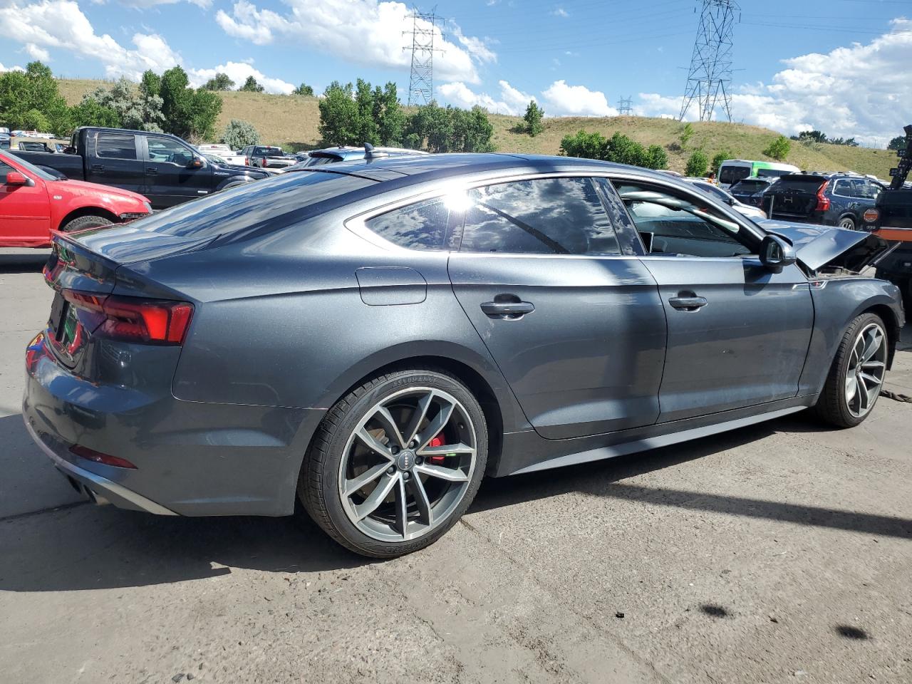 2018 Audi RS5 VIN WAUB4CF56JA040500 Copart auction photo, front end damage thumbnail 3