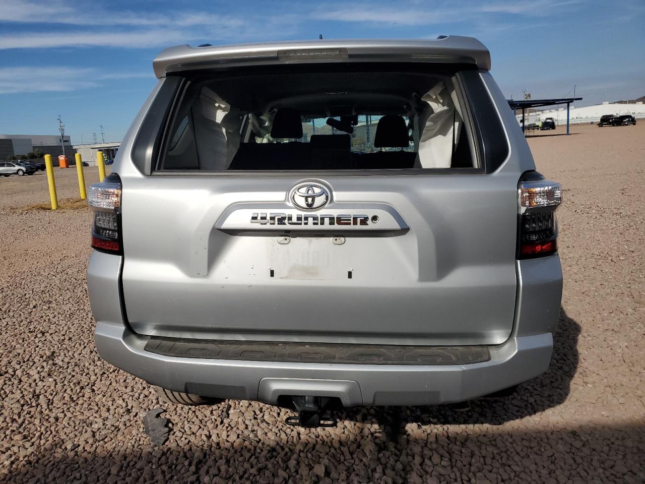 2020 Toyota 4Runner VIN JTEBU5JR3L5806005 Copart auction photo, front end / side damage thumbnail 6